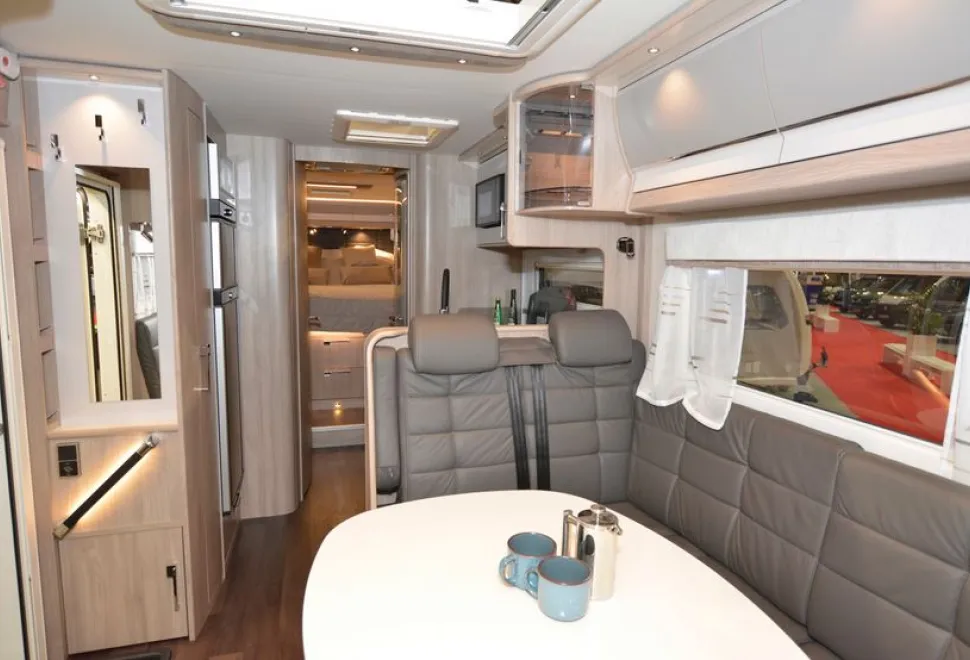 Coachman Travel Master Imperial 845 interior