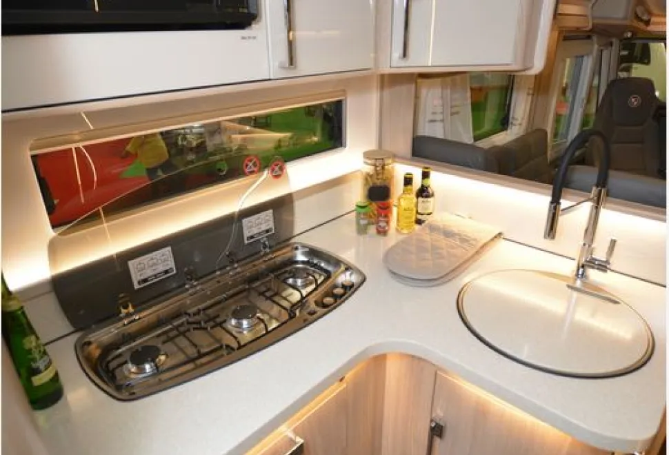 Coachman Travel Master Imperial 845 kitchen