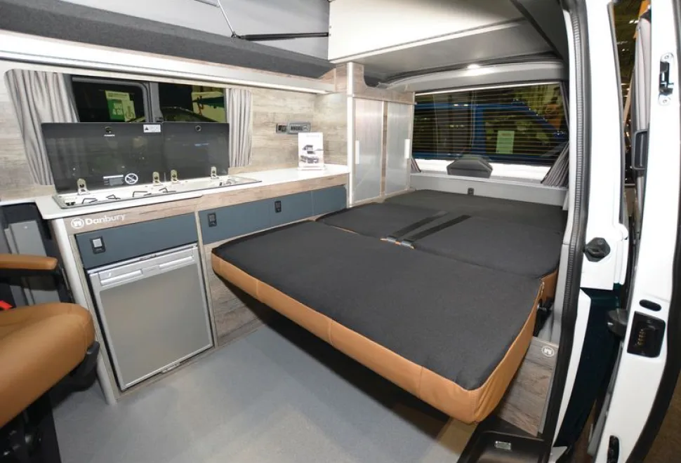 The-Danbury-Heritage-campervan-bed-12919