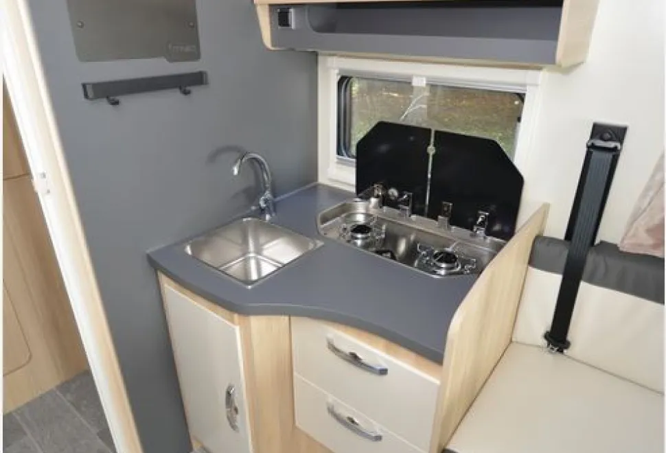 The Itineo Cozi PC640 Spirit Edition motorhome kitchen