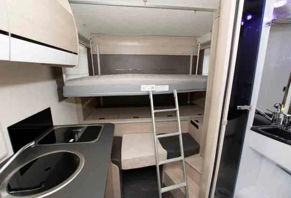 Chausson-rear-bed-32624