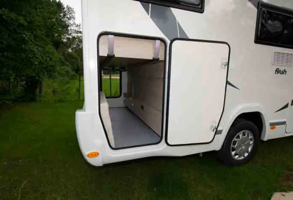 Chausson-garage-89766