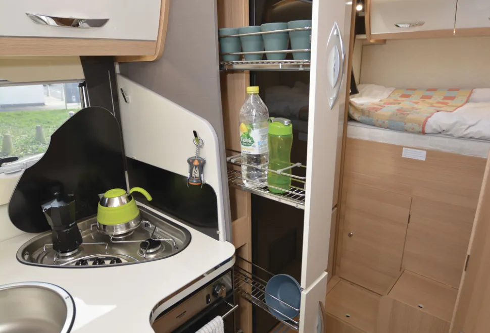 McLouis-Fusion-kitchen-55728