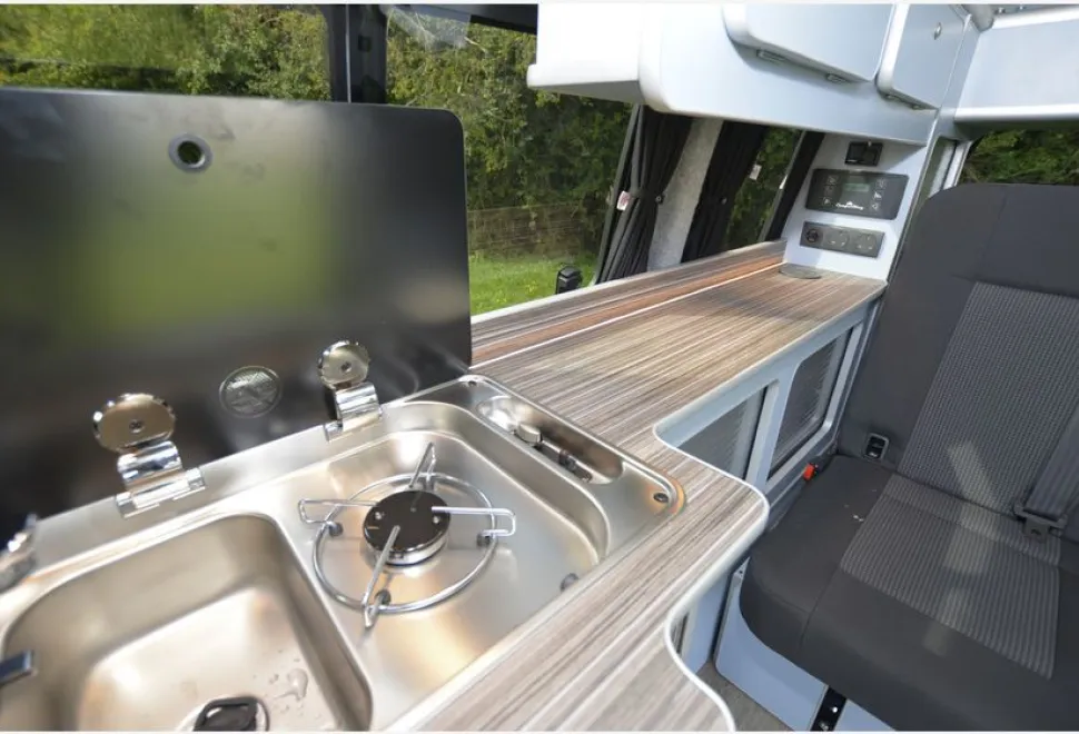 CamperKing-Le-Mans-campervan-kitchen-83526