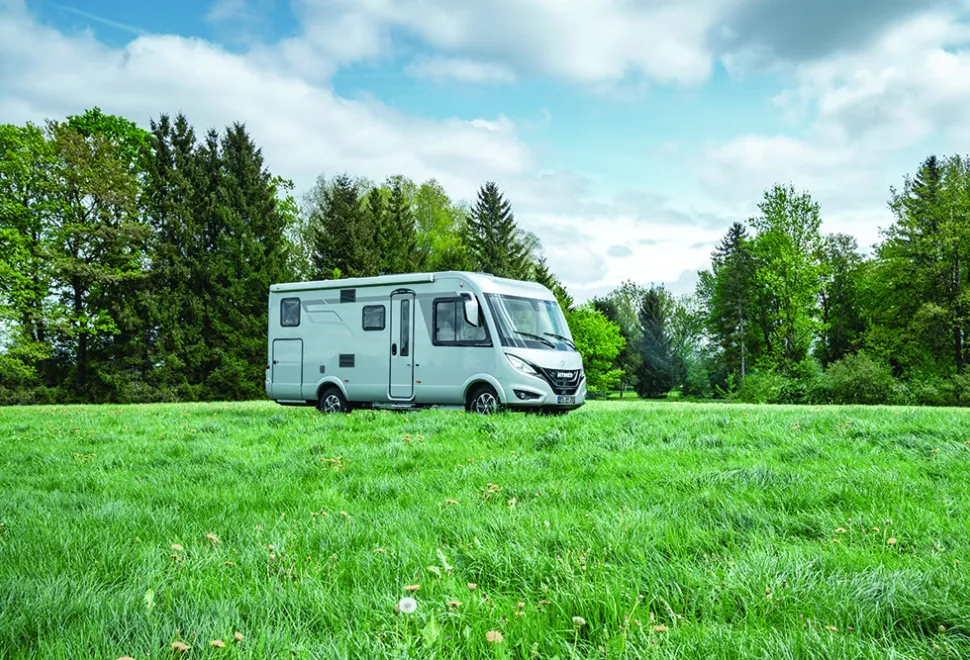 Hymermobil_B-Class_ModernComfort580_exterior_view_03_(c)_Hymer_GmbH_und_CoKG-57959