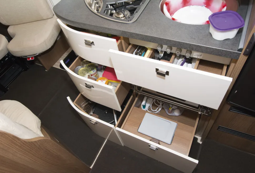 C-Tourer-drawers-93966
