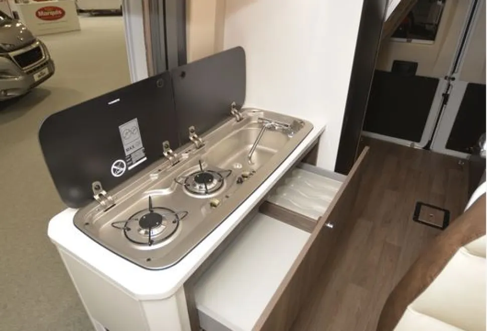 Benimar Benivan 144 high-top campervan kitchen