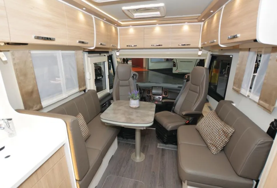 Frankia-Titan-Next-A-class-motorhome-view-of-the-cab-63656
