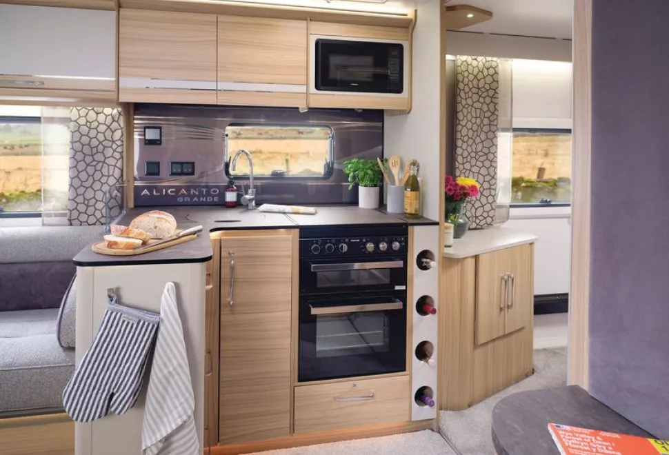 Bailey-Alicanto-Grande-Evora-kitchen-courtesy-of-Bailey-Caravans-68110