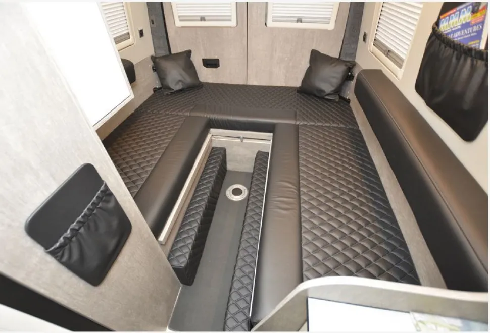 WildAx-Altair-lounge-63688