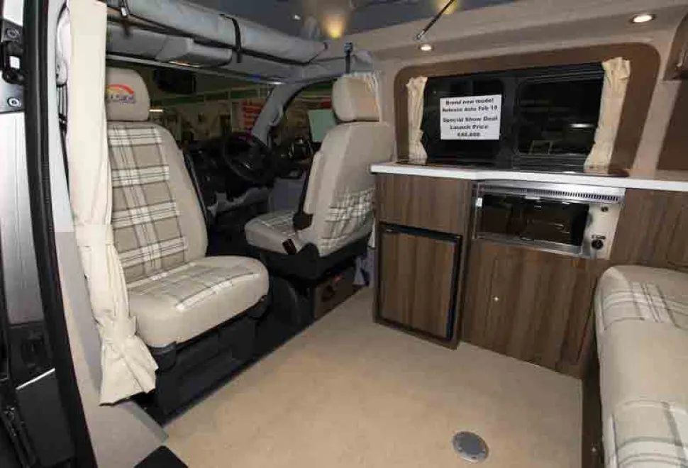 Hillside-seats-82704