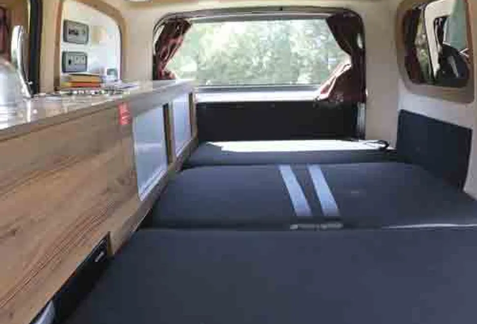 Hillside-Dalbury-fold-down-beds-55096