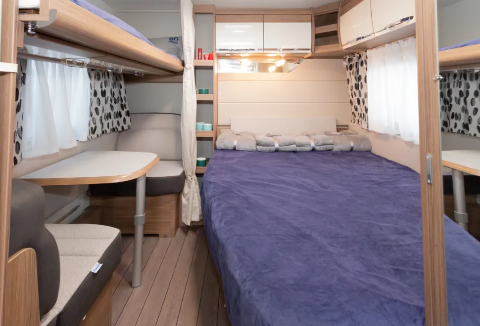Knaus-Northstar-590-Beds-61328