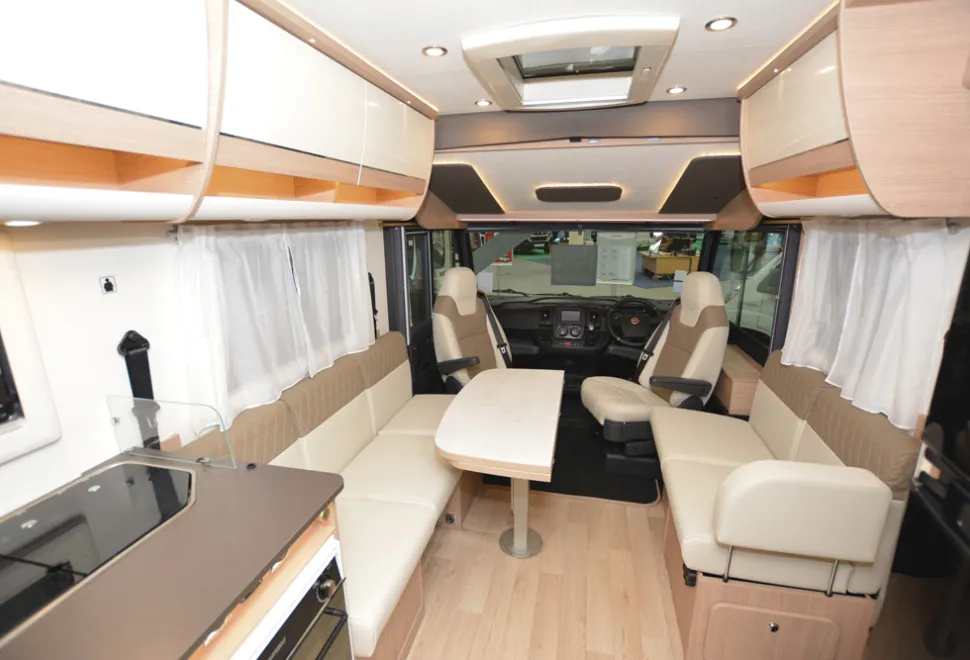 Itineo-SC700-lounge-67988