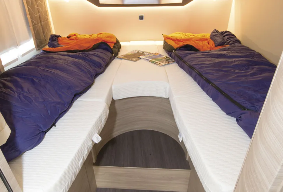 Knaus-single-beds-72108