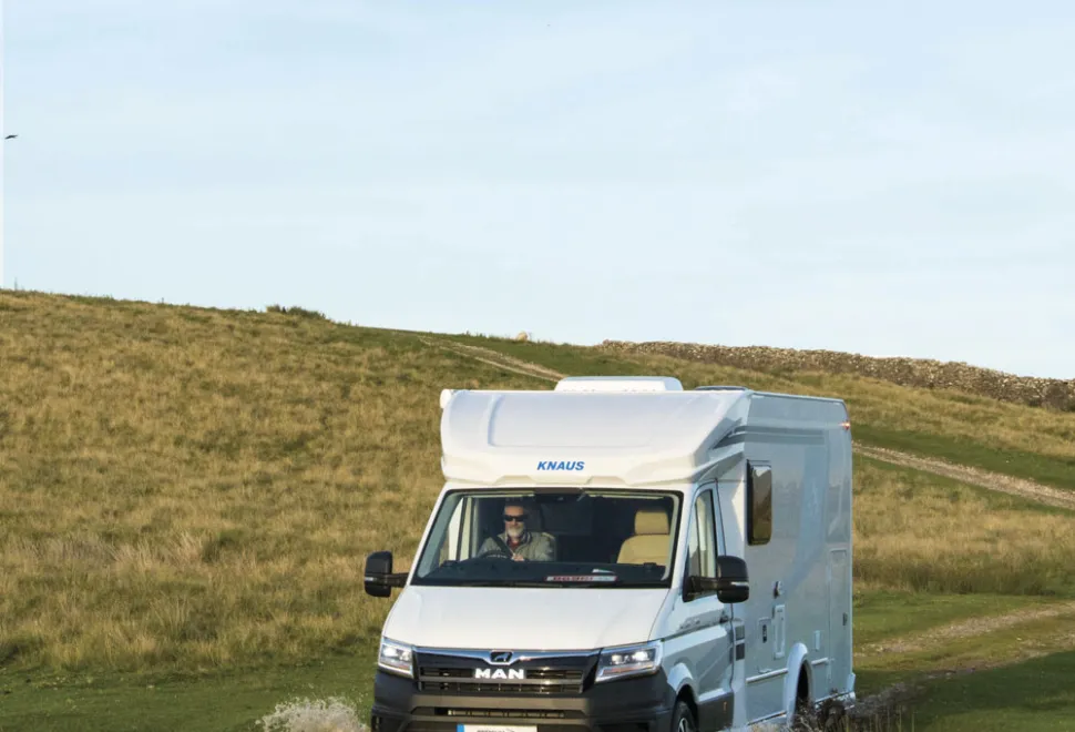 Knaus-exterior-22449