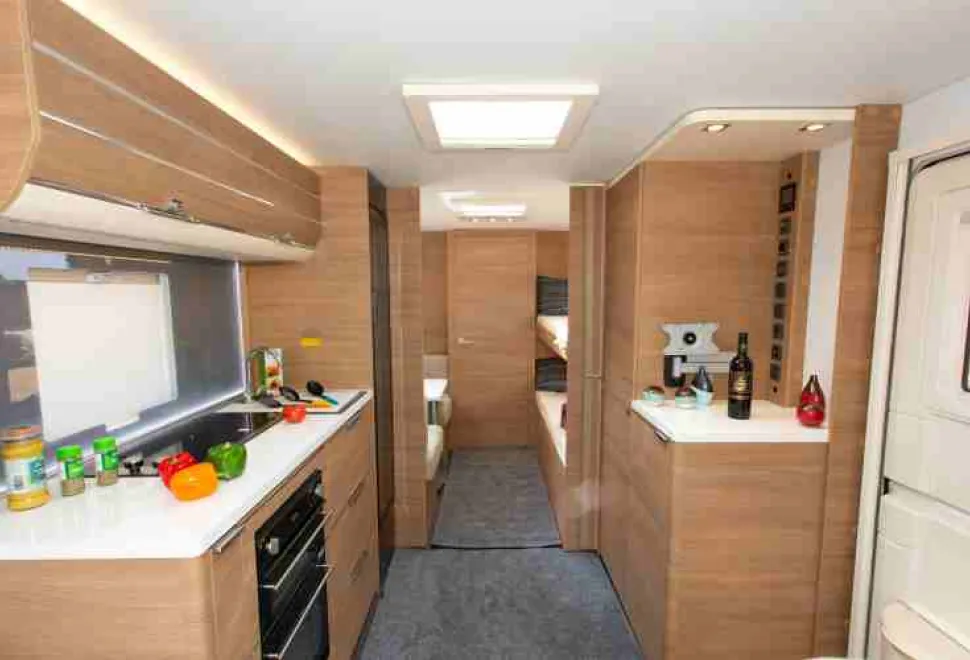 The-long,-wide-corridor-leads-to-the-bunks,-the-offside-dining-area-and-the-washroom-beyond-11995