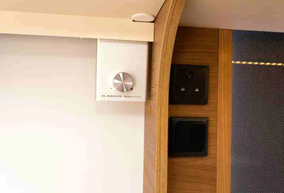 Adria’s-ultra-neat-‘Media-Controller’-sits-under-a-locker-in-the-lounge-08901