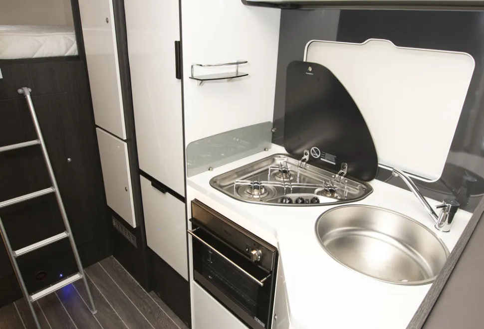 Zefiro-kitchen-77617