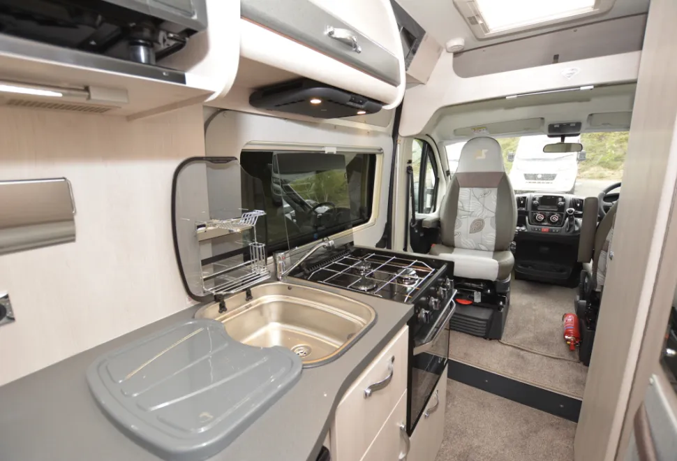 Auto-Sleeper-Warwick-XL-2021_DSC7003-copy-64304