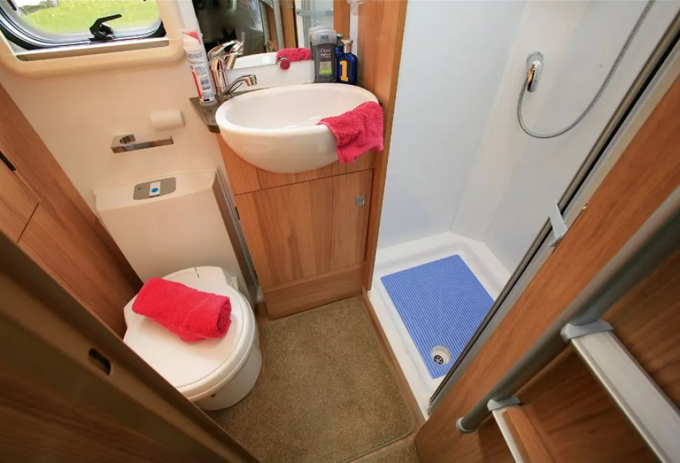 rhp_bailey-washroom