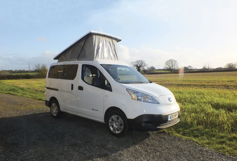 Nissan-camper-exterior-83945