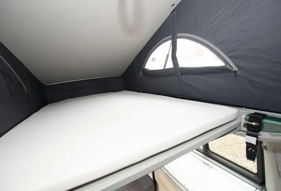 VW-Coast-roof-bed-33563