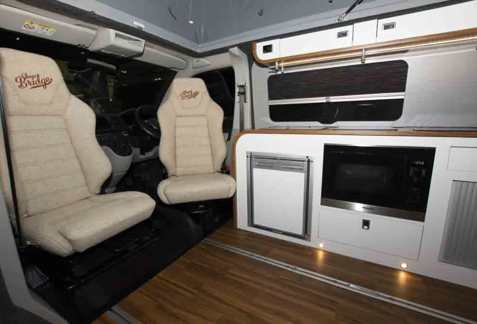 Three-Bridge-front-seats-69528