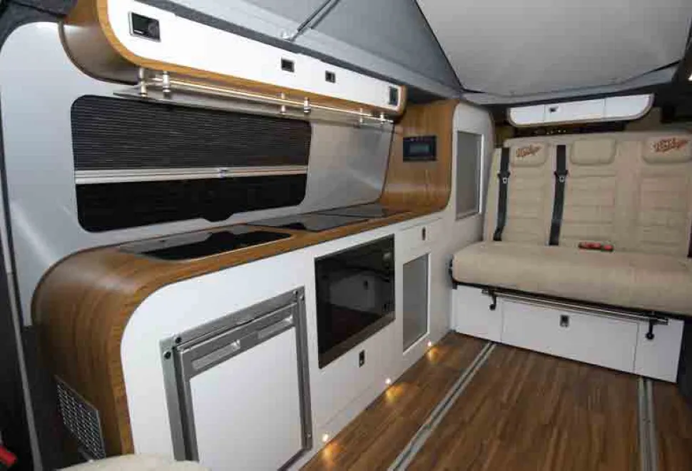 Three-Bridge-kitchen-and-lounge-71525