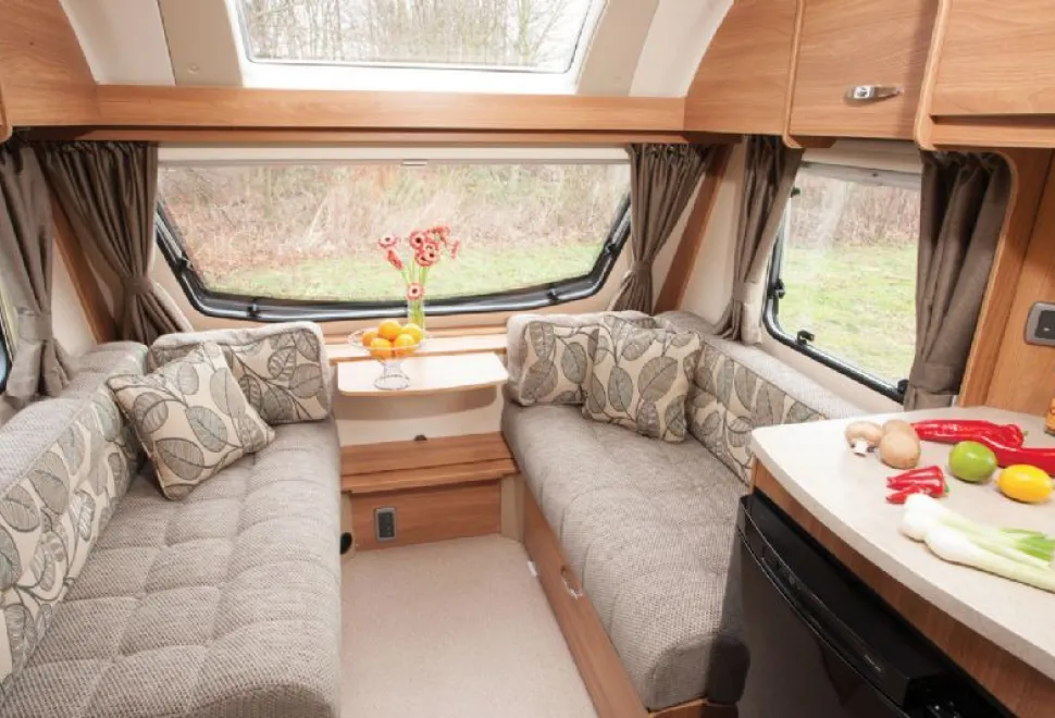 rhp_A single-piece window and a sunroof above; the lounge is delightfully bright