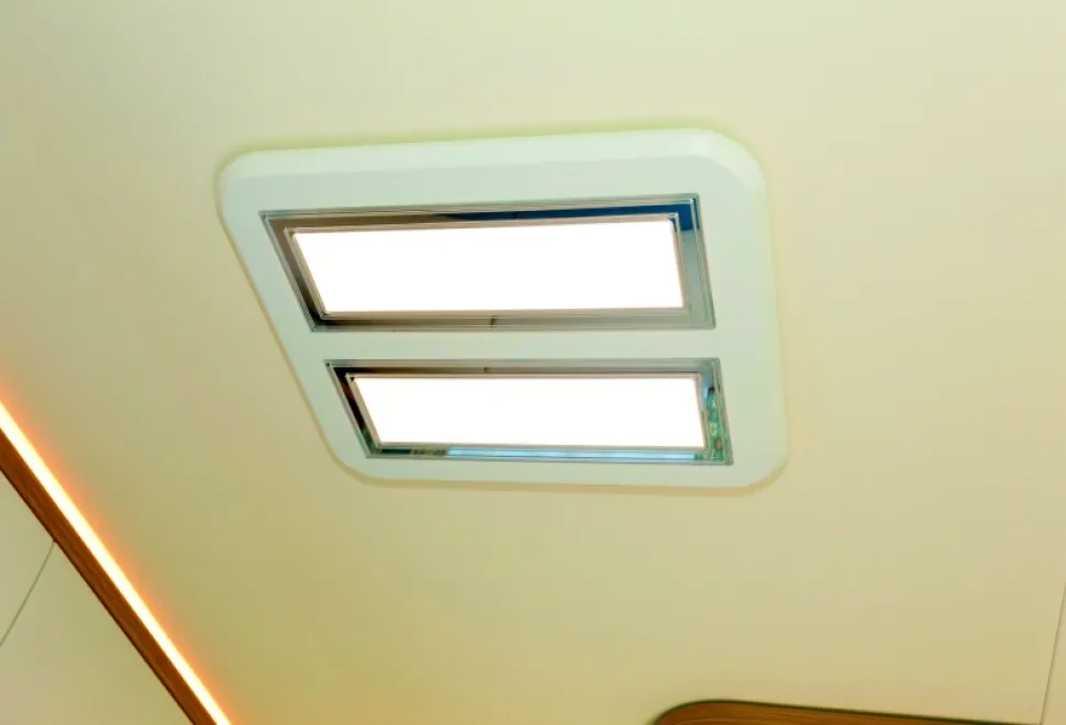 Brilliantly-simple-lighting-style!-12577