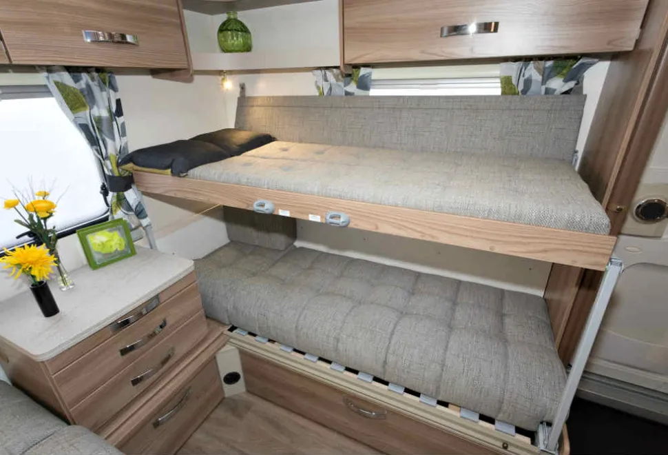 You-can-use-either,-or-both,-of-the-bunks,-depending-how-many-people-the-DD-is-accommodating3-06711