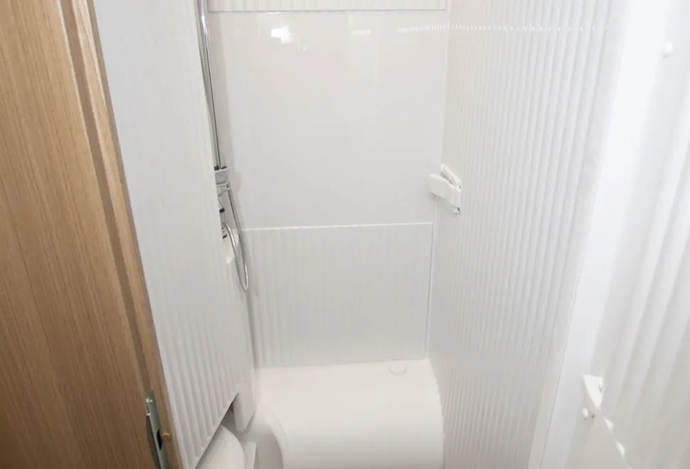 Carado-Clever-shower-07377