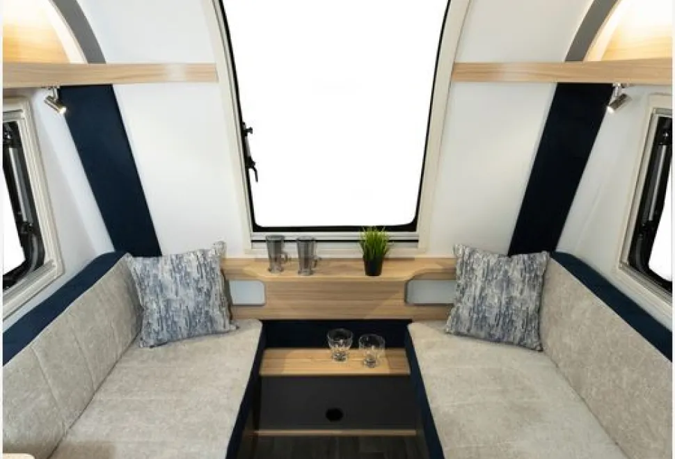 Bailey Discovery D4-4L caravan lounge (photo courtesy of Richard Chapman)
