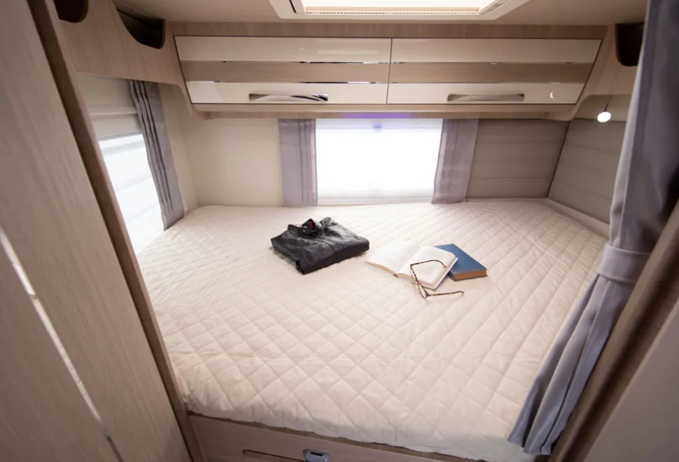 67-REAR-BED-2-76376