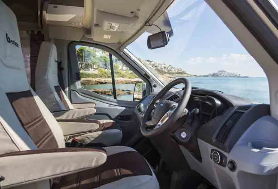 Benimar-Tessoro-cab-sea-view-89505