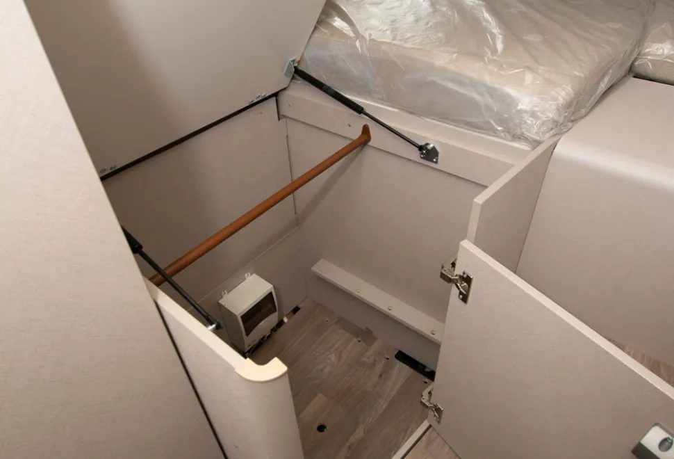 Exsis-storage-25641