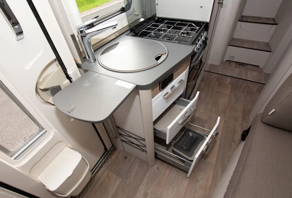 Exsis-kitchen-97765