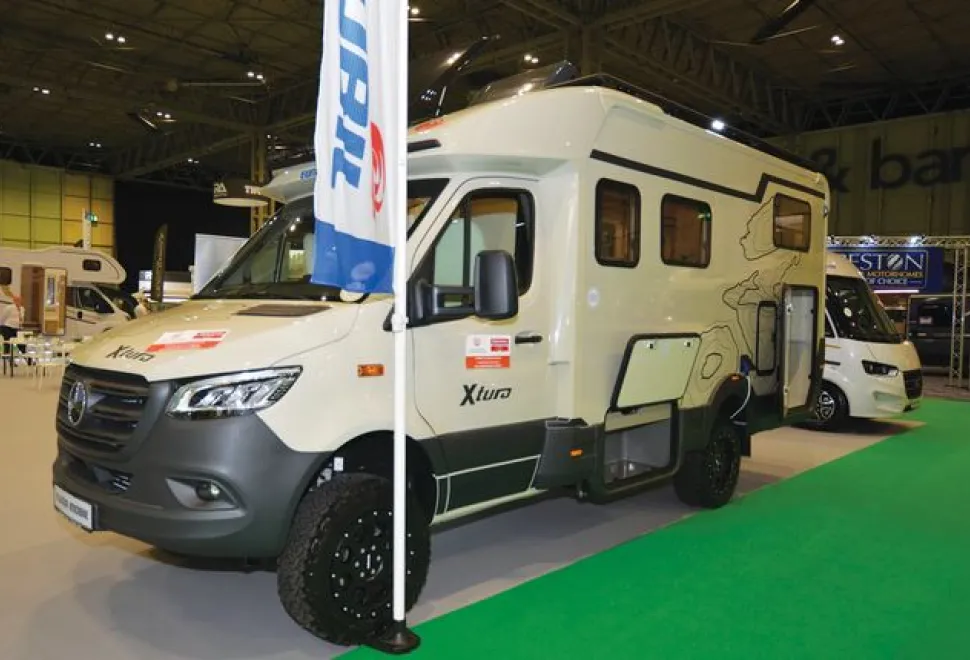 Eura Mobil Xtura 686 EF low-profile motorhome
