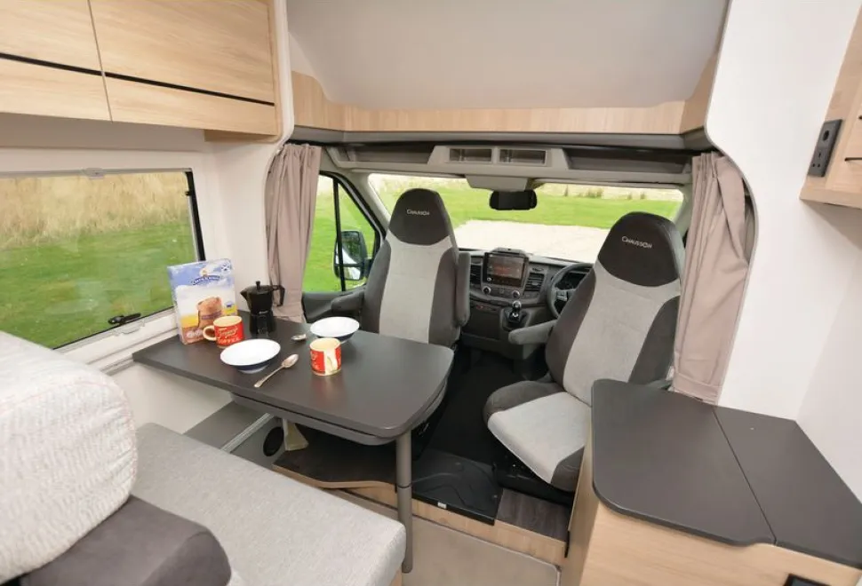 Chausson-S514-First-Line-motorhome-cab-view-73039