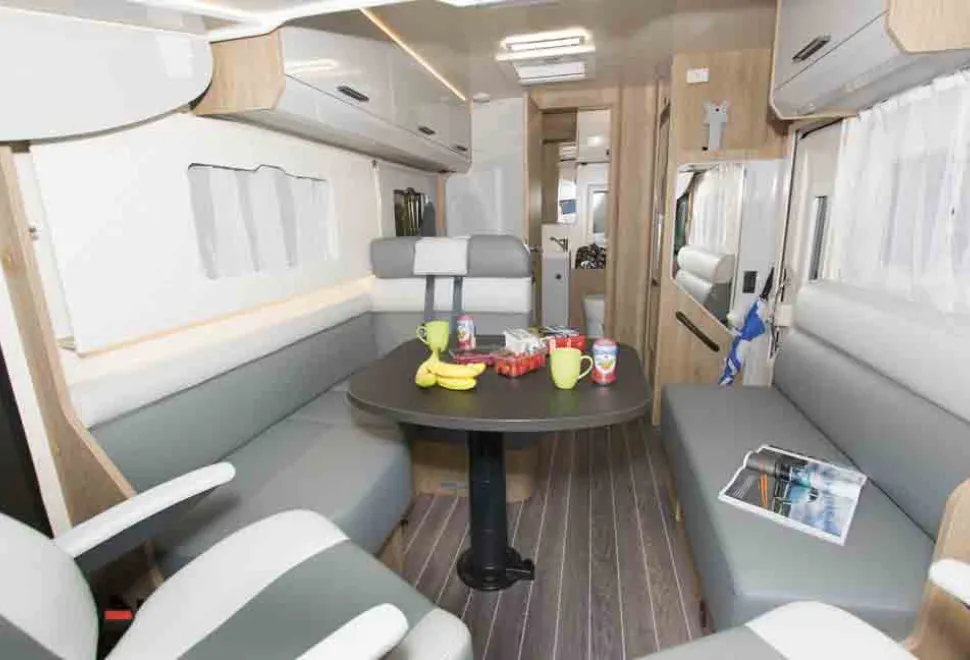 Pegaso-Roller-lounge-31899