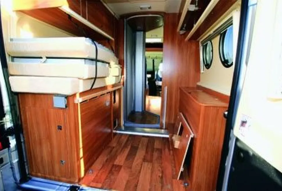 rhp_Globecar Globescout Style 3