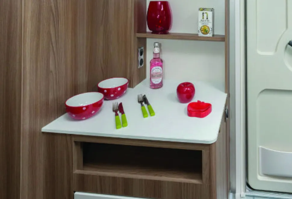The-dresser-gives-you-lowerand-upper-cabinets-plus-extra-ktichen-surface--w500-20218