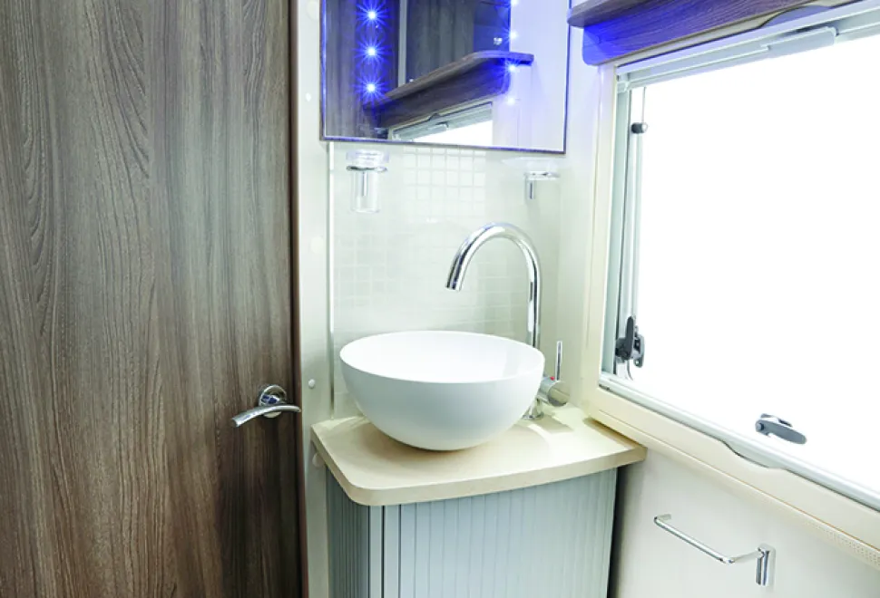 Broadway_FB_bathroom_sink-03848