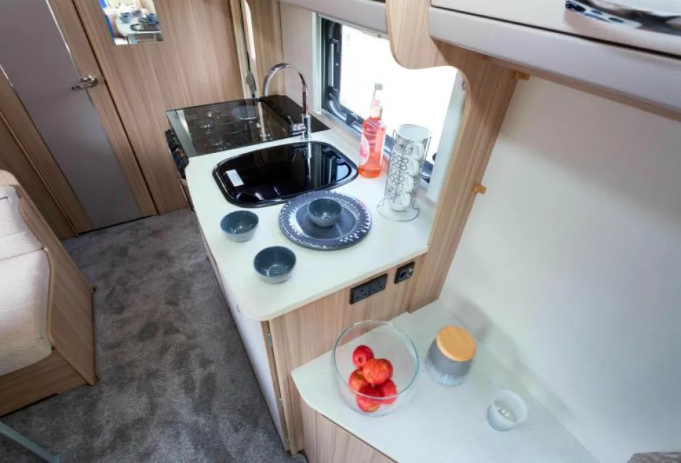When-you-need-more-kitchen-surface-you-can-use-the-top-of-the-cabinet-below-3-45989