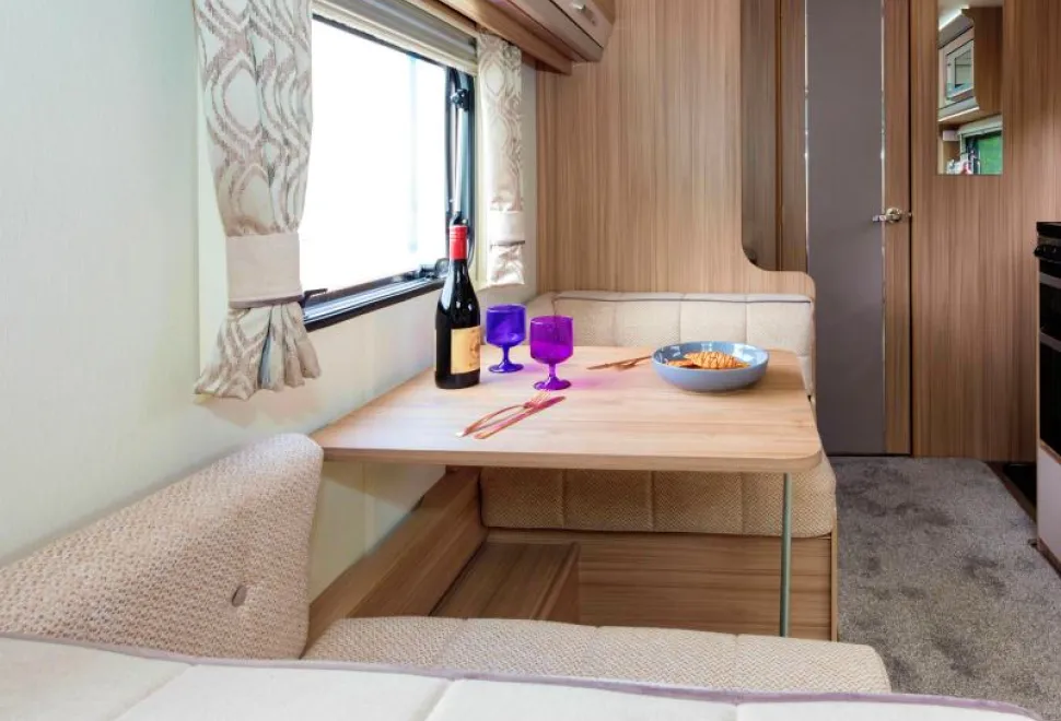 The-seating-here-is-wider-than-those-in-most-traditional-side-dining-area-layouts,-at-76cm-47536