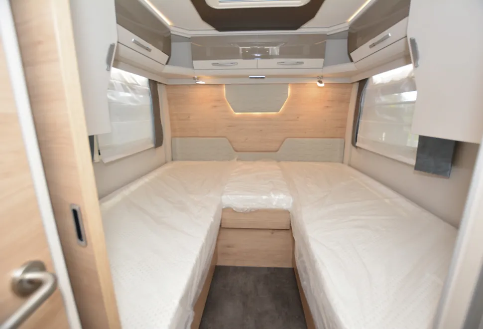 Dethleffs-Esprit-I-7150-2-EB-GT-beds-29634