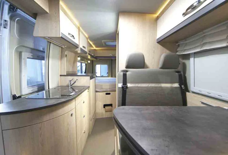 Globecar-Summit-front-to-back-view-22848