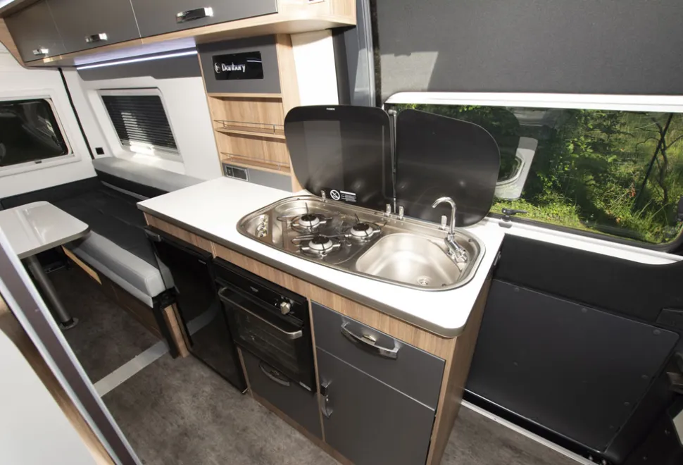 Danbury-kitchen-75365