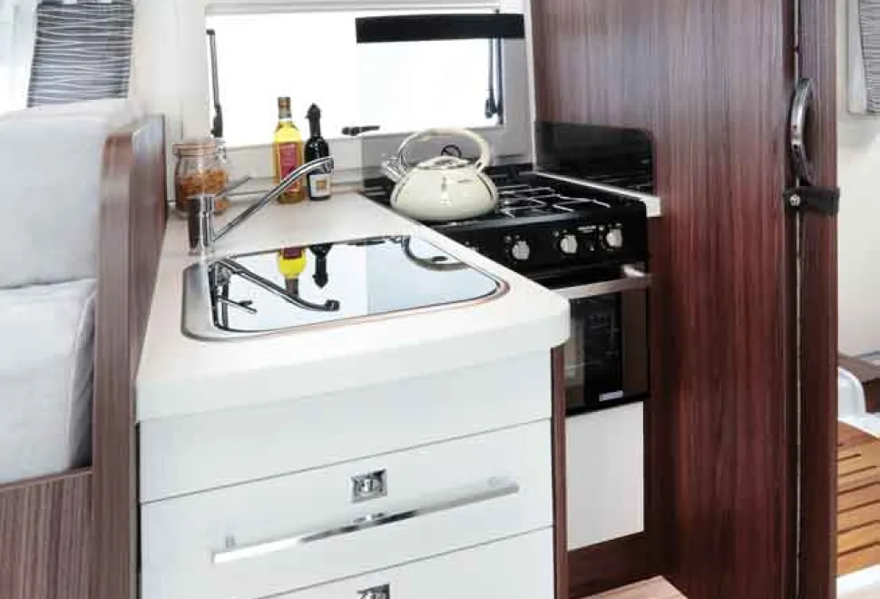 Benimar_Mileo_264_kitchen-19742